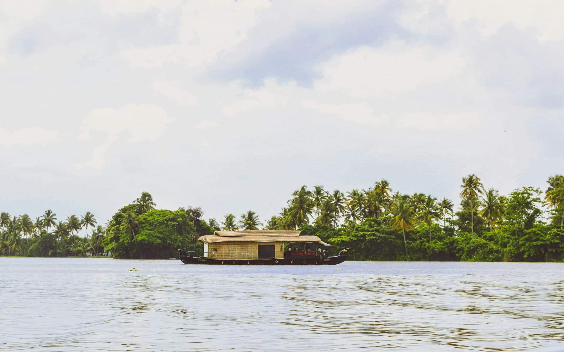 Unveiling Kerala: A Perfect 6-Night / 7-Day Tropical Getaway